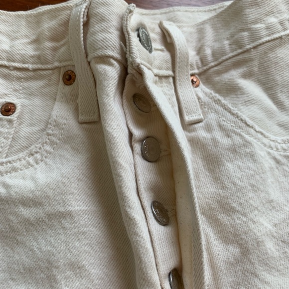 Levi’s 501 Jeans shorts size 26 - Picture 2 of 8